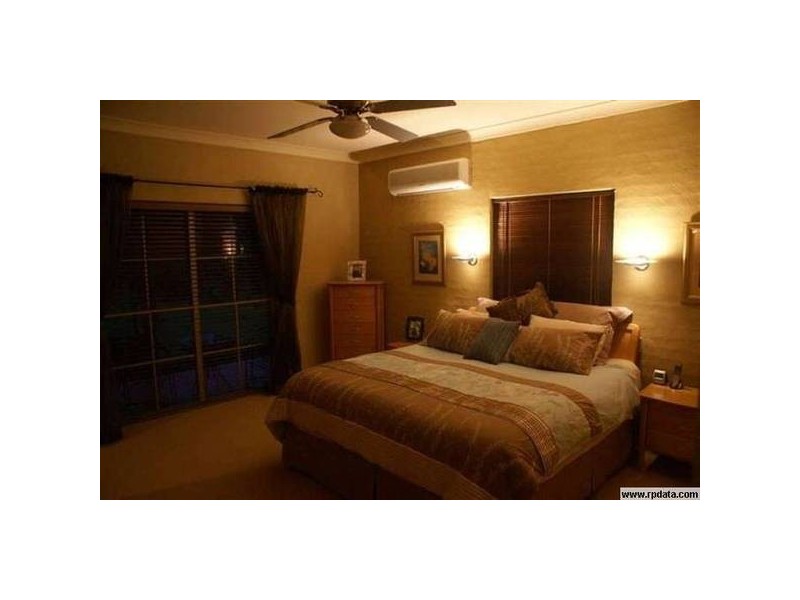 7 Phipps Pl, Ormeau QLD 4208