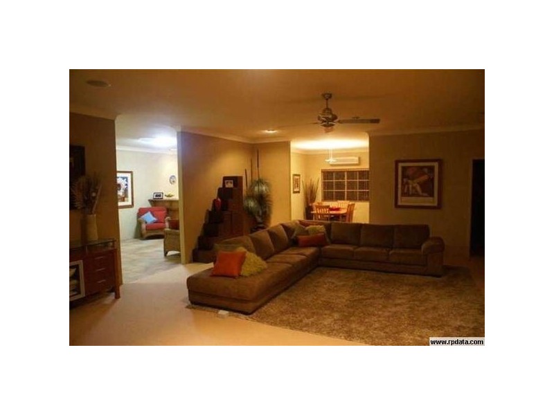 7 Phipps Pl, Ormeau QLD 4208