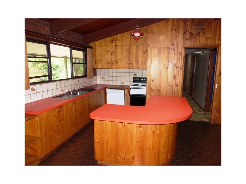 2773 Cobden Warrnambool Road, Naringal VIC 3277