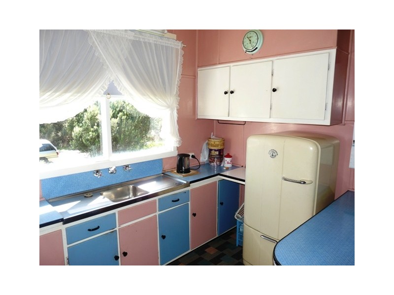 42 Hennessy St, Port Campbell VIC 3269