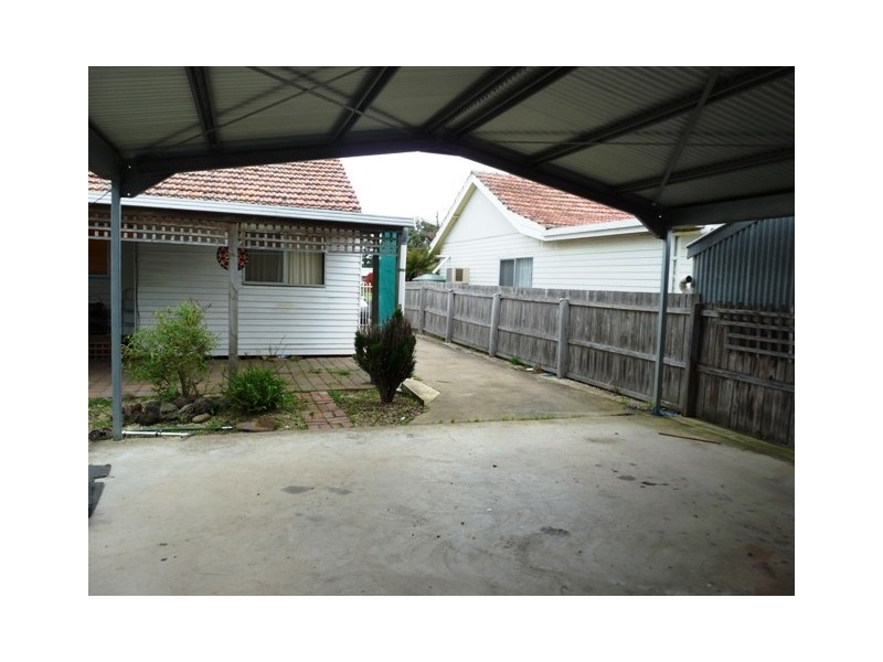 Hamilton VIC 3300