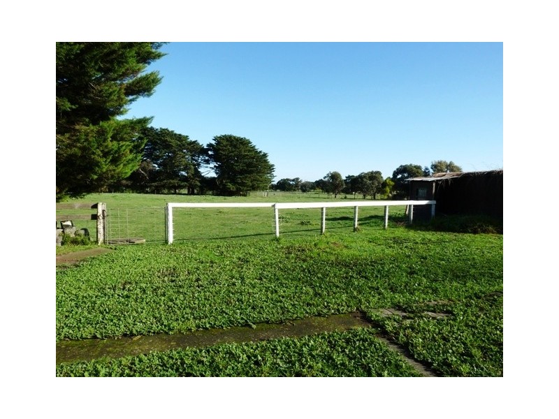 2931 Hopkins Highway, Ballangeich VIC 3279