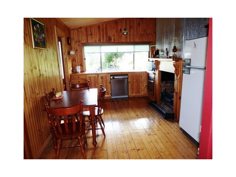 2931 Hopkins Highway, Ballangeich VIC 3279