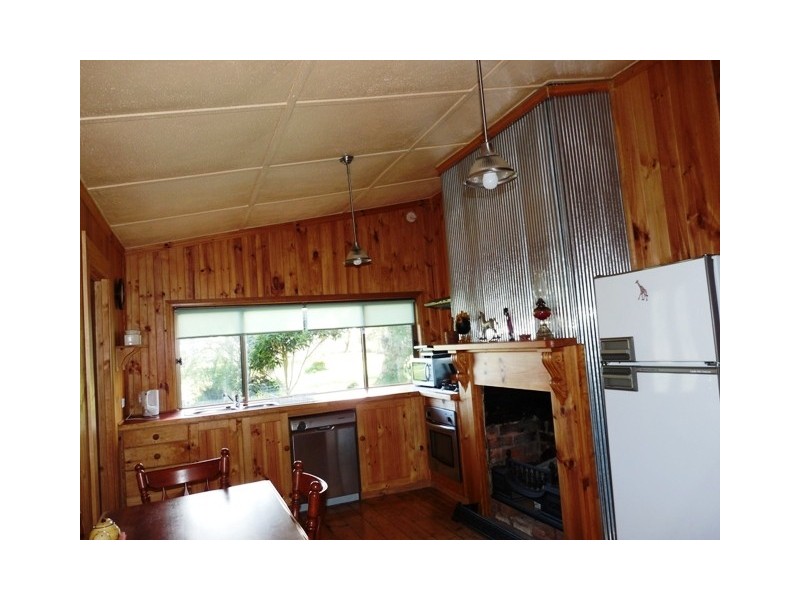 2931 Hopkins Highway, Ballangeich VIC 3279