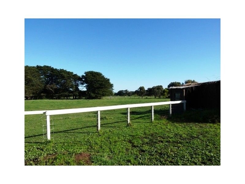 2931 Hopkins Highway, Ballangeich VIC 3279