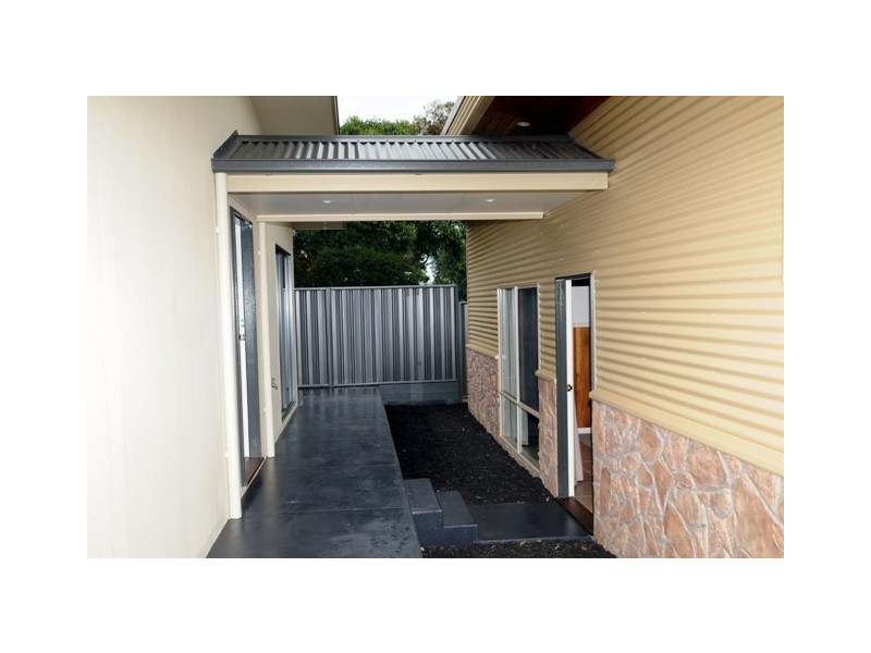 Hamilton VIC 3300