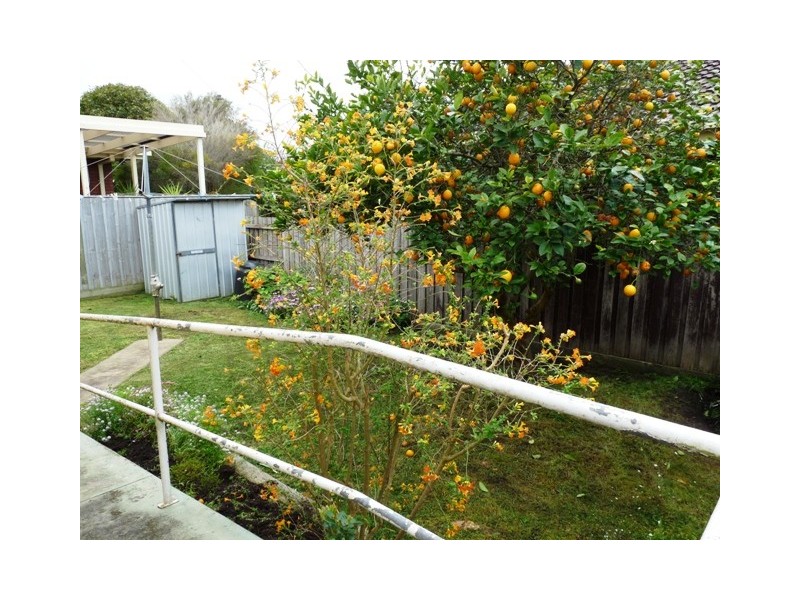 2/2 Waveny Avenue, Warrnambool VIC 3280