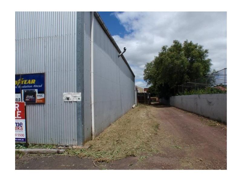 99 Townsend Street FREEHOLD, Mortlake VIC 3272