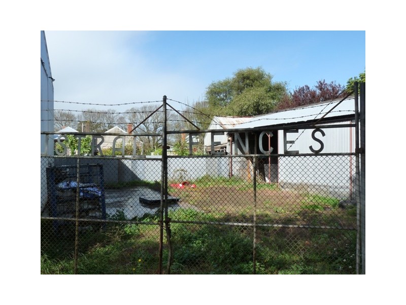 99 Townsend Street FREEHOLD, Mortlake VIC 3272