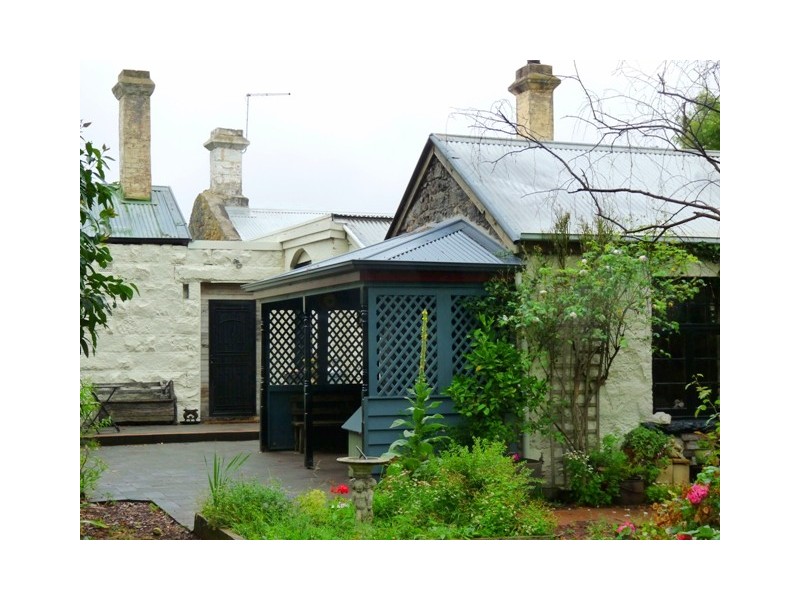 108 Watton Street, Penshurst VIC 3289