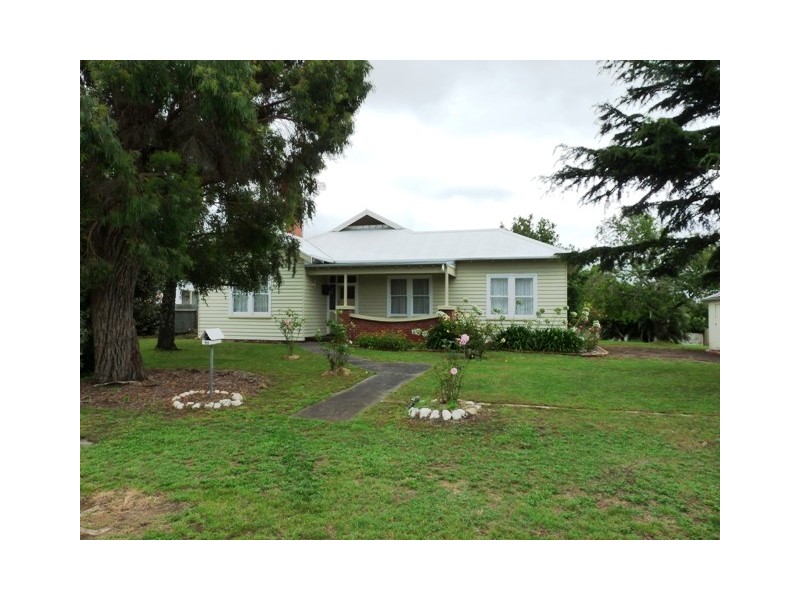 90 Townsend Street, Mortlake VIC 3272