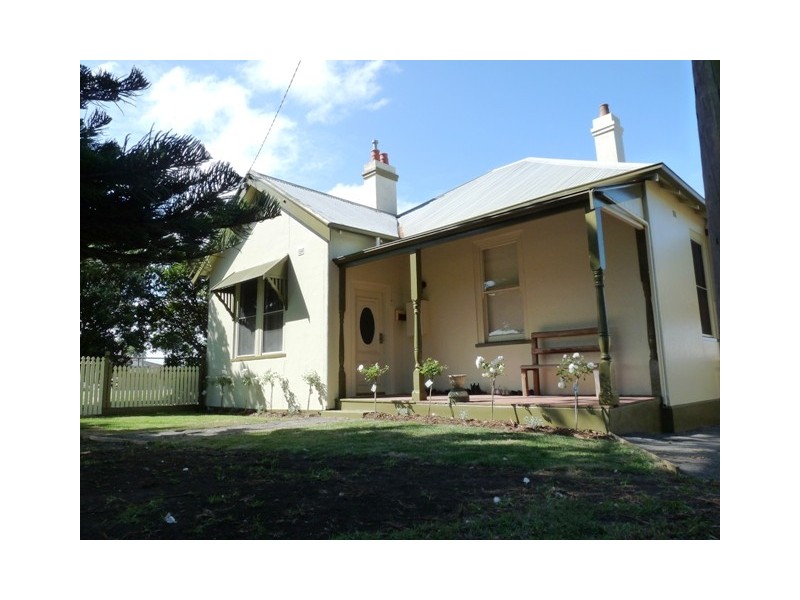 6 The Esplanade, Warrnambool VIC 3280