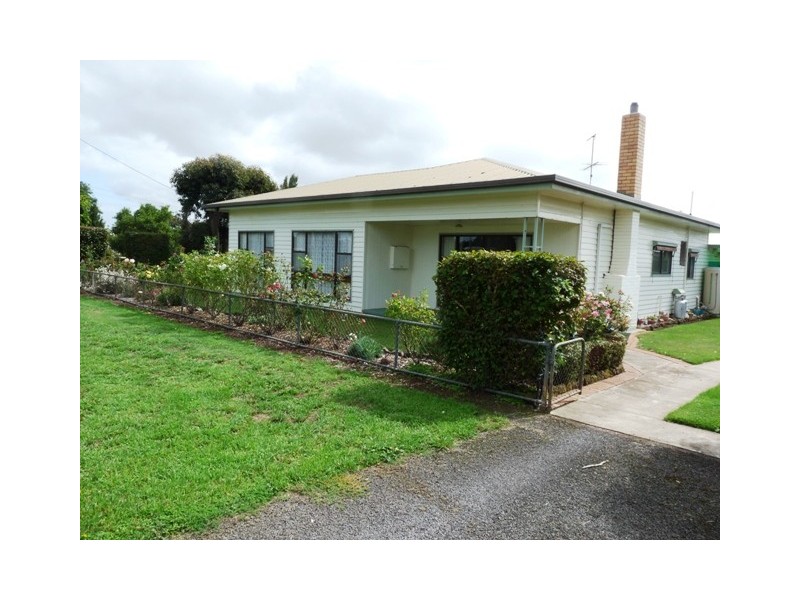 36 Ti Tree Lane, Penshurst VIC 3289
