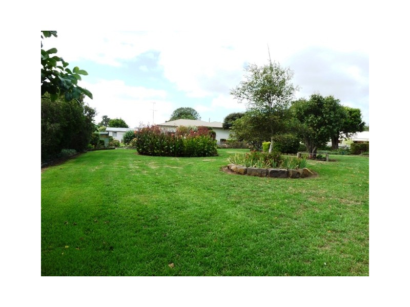 36 Ti Tree Lane, Penshurst VIC 3289