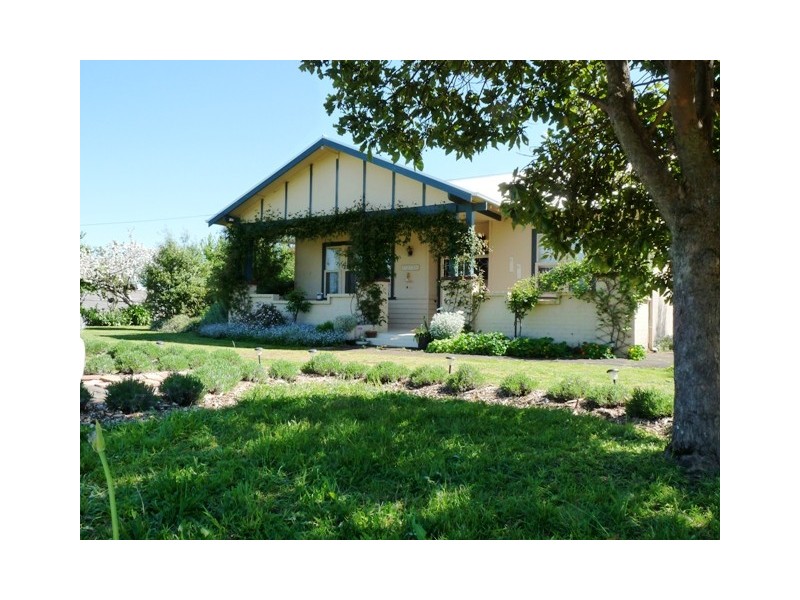 26 Heard Street, Mortlake VIC 3272