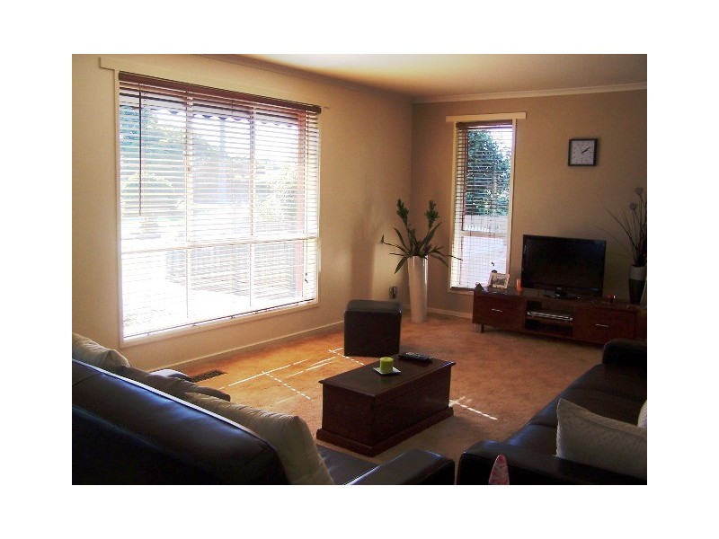 4 Hayley Drive, Warrnambool VIC 3280