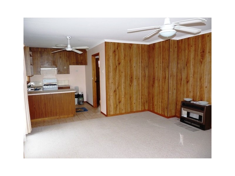 2/1 Kingfisher Grove, Warrnambool VIC 3280