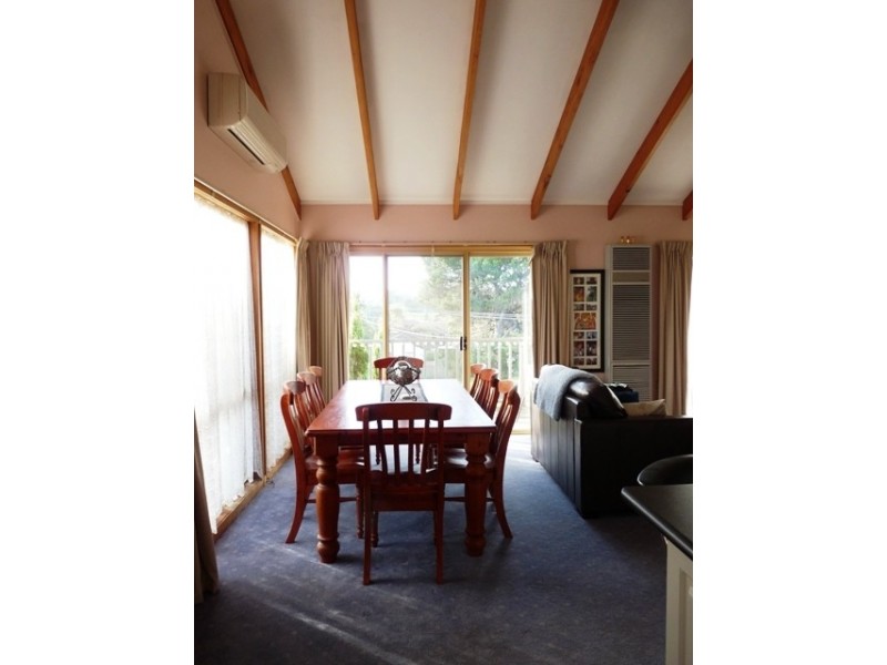 11 Kingfisher Grove, Warrnambool VIC 3280