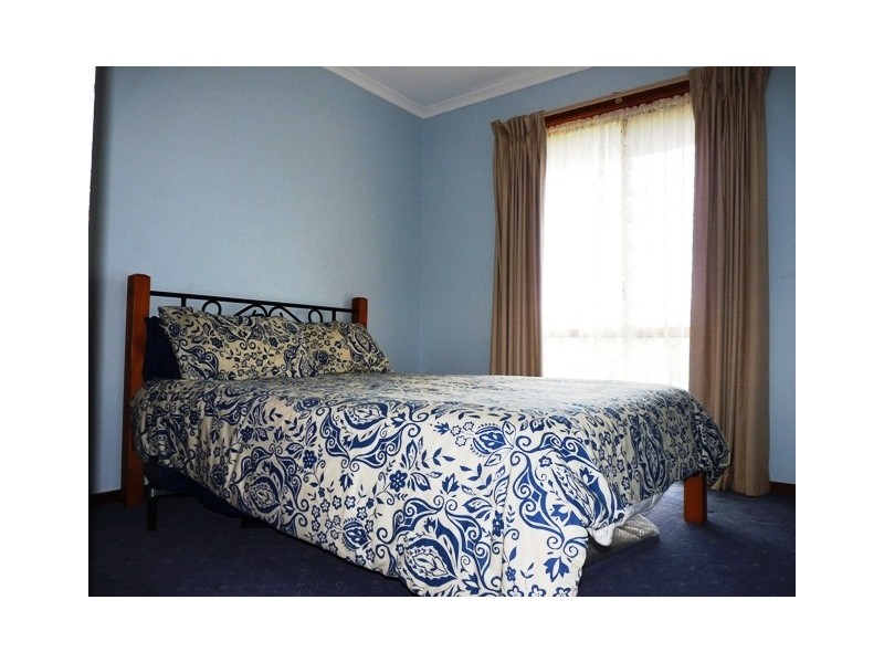 11 Kingfisher Grove, Warrnambool VIC 3280