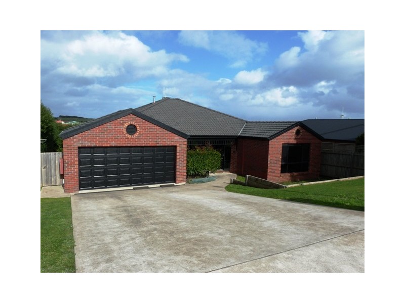 6 Mugavin Drive, Warrnambool VIC 3280