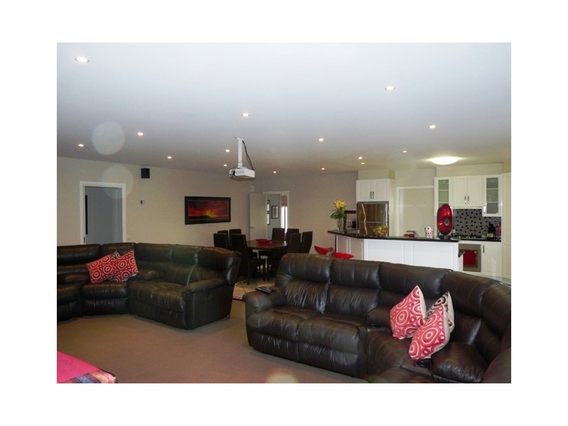 38 Adriana Crescent, Warrnambool VIC 3280