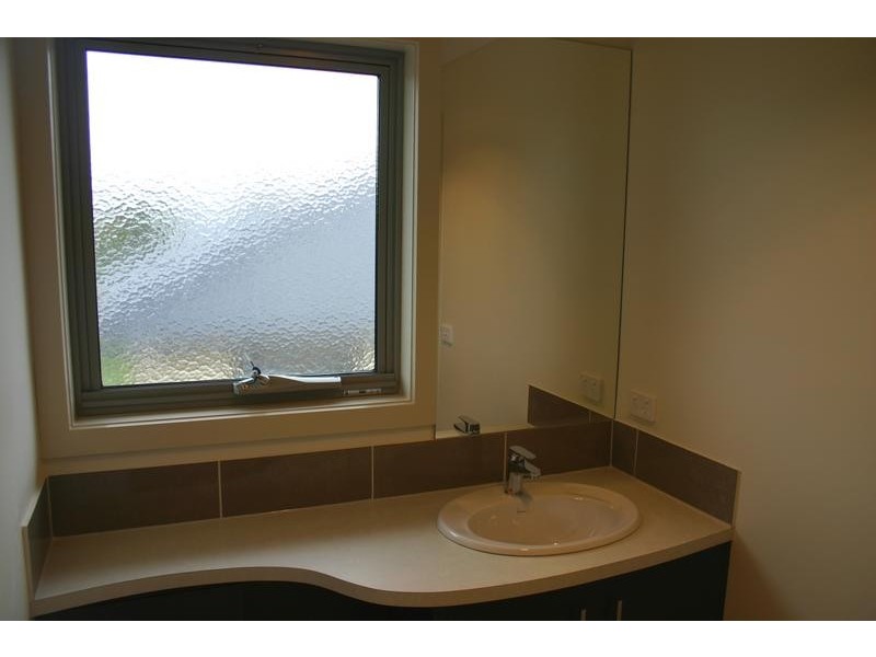 24 Renoir Drv, Warrnambool VIC 3280
