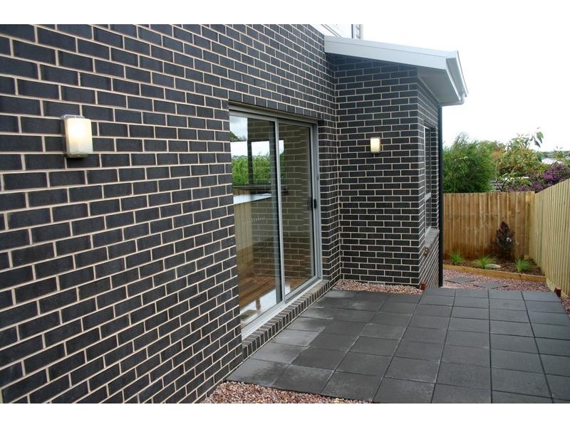 24 Renoir Drv, Warrnambool VIC 3280