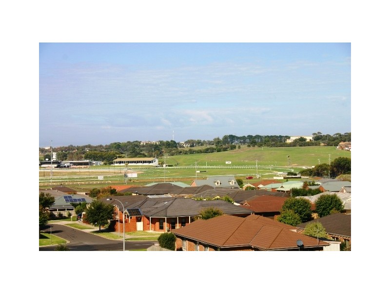 24 Renoir Drv, Warrnambool VIC 3280