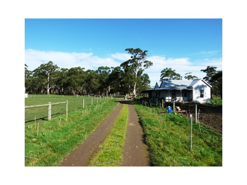 Elingamite North VIC 3266