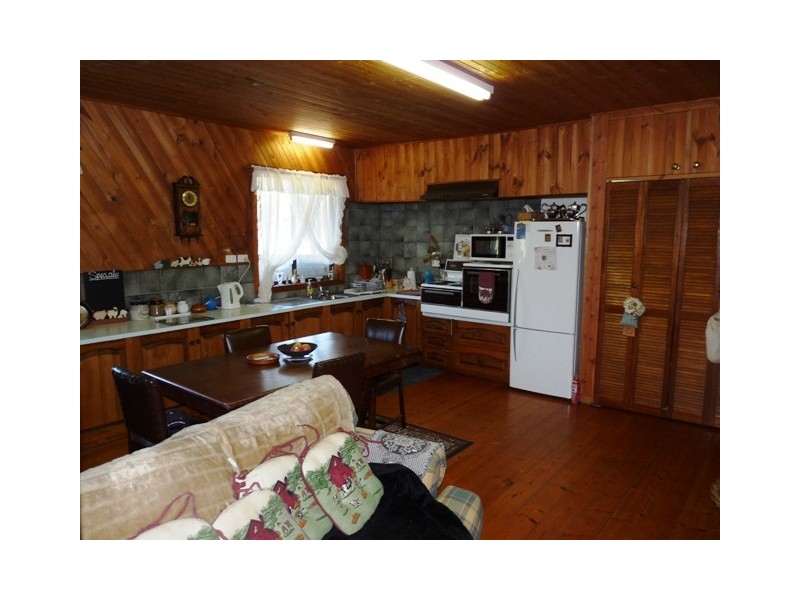Elingamite North VIC 3266