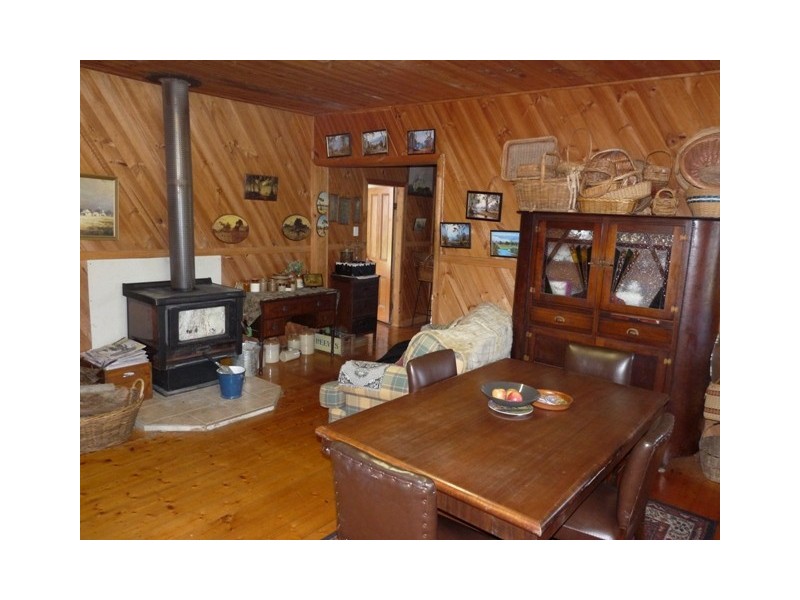 Elingamite North VIC 3266