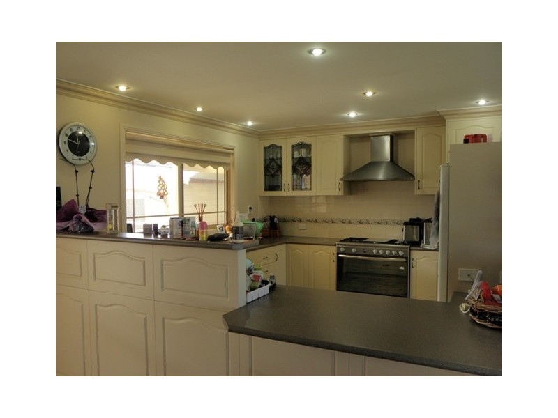 8 Spring Street, Koroit VIC 3282