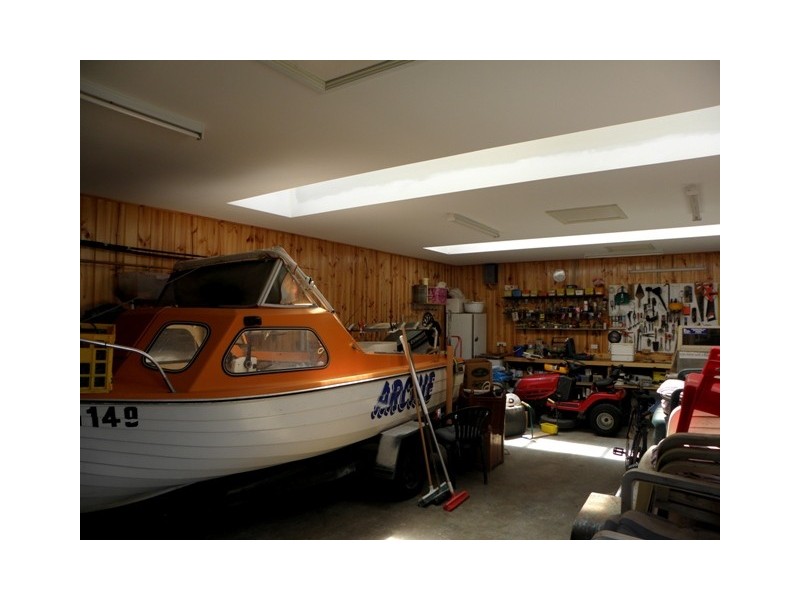 8 Spring Street, Koroit VIC 3282