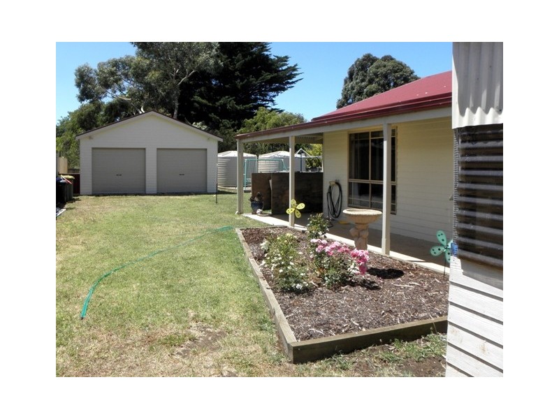8 Spring Street, Koroit VIC 3282