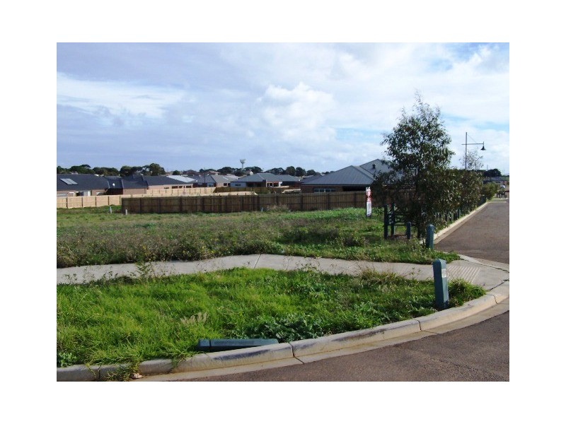 2 Boston Drive, Warrnambool VIC 3280