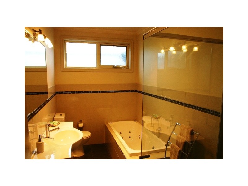 Warrnambool VIC 3280