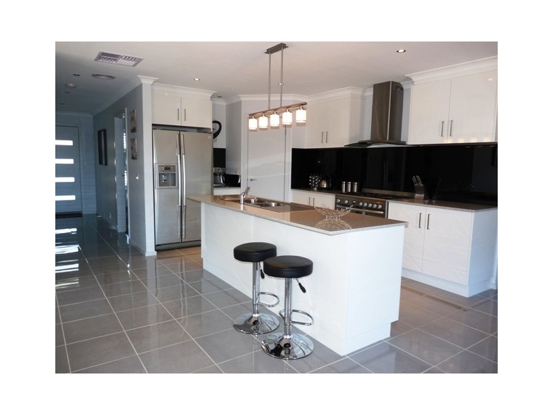 Warrnambool VIC 3280