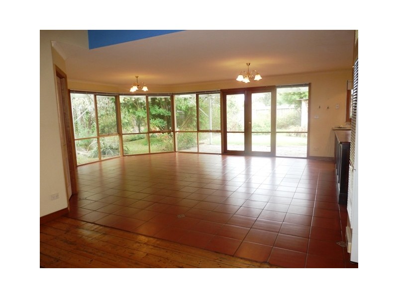 99 High Street, Koroit VIC 3282