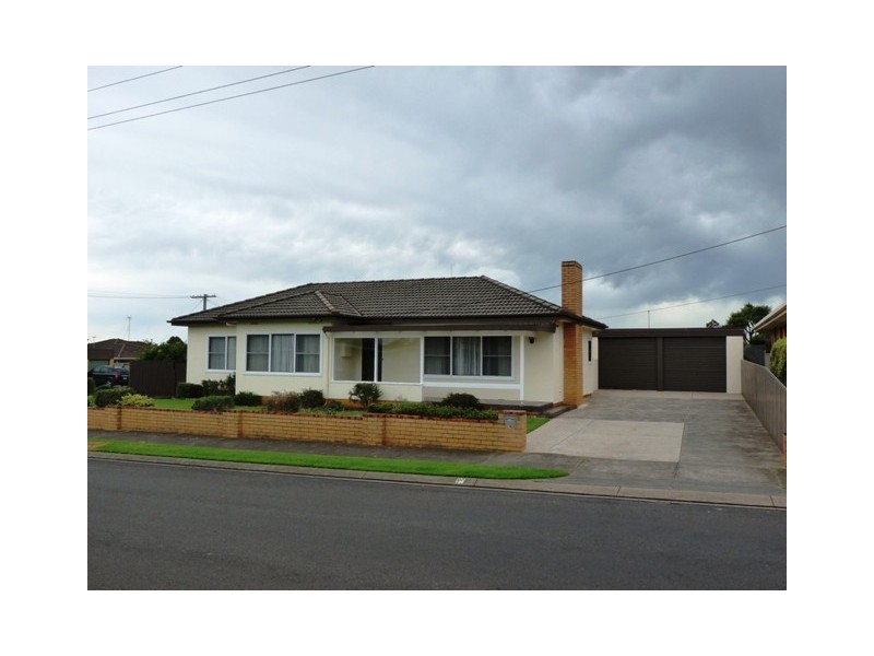 8 Ross Street, Warrnambool VIC 3280