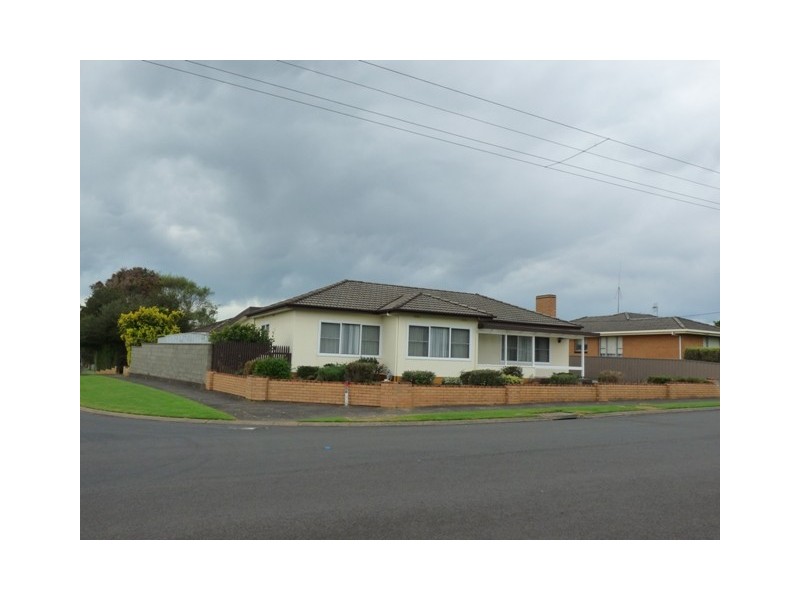 8 Ross Street, Warrnambool VIC 3280