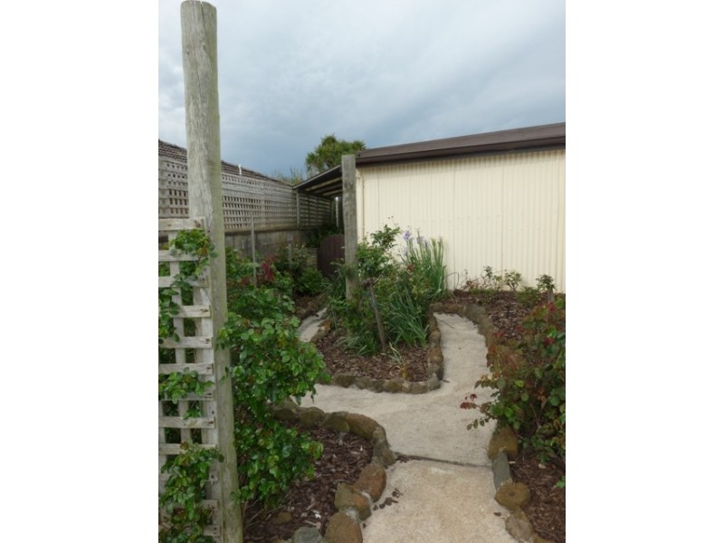 8 Ross Street, Warrnambool VIC 3280