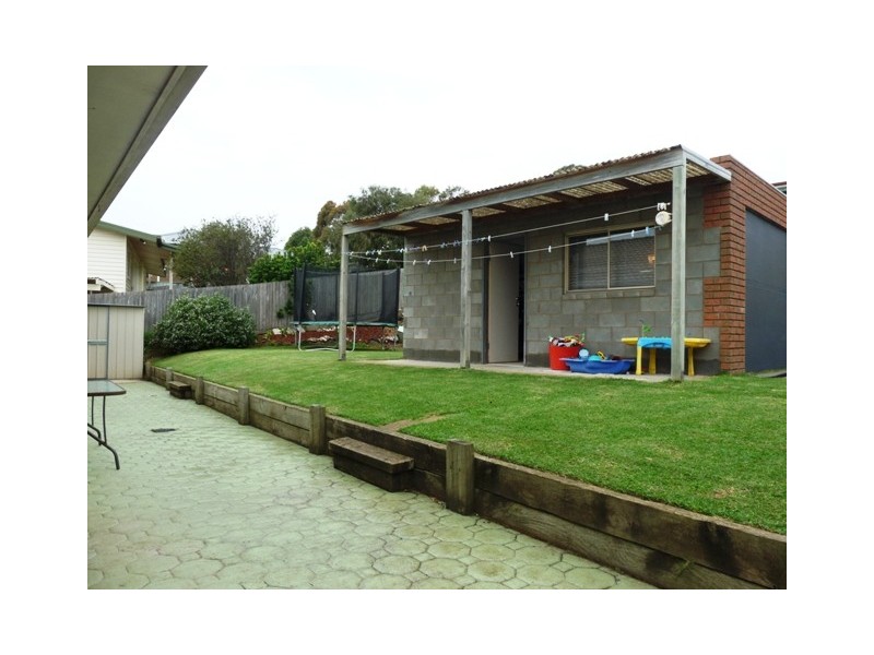 17 Clyde Crescent, Warrnambool VIC 3280