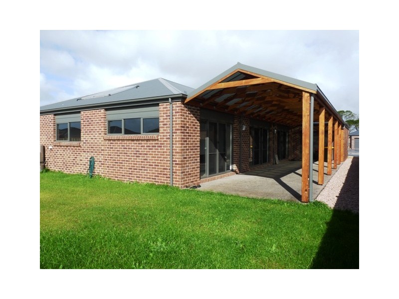 36 Boston Drive, Warrnambool VIC 3280