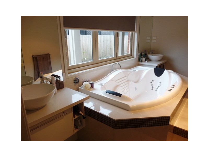 Warrnambool VIC 3280