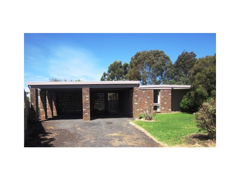 17 Iona Ave, Warrnambool VIC 3280