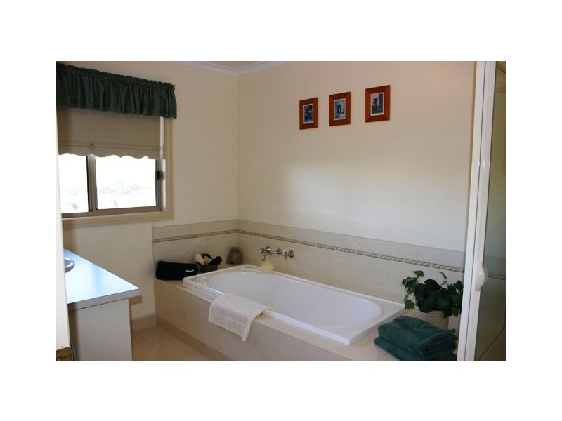 Warrnambool VIC 3280