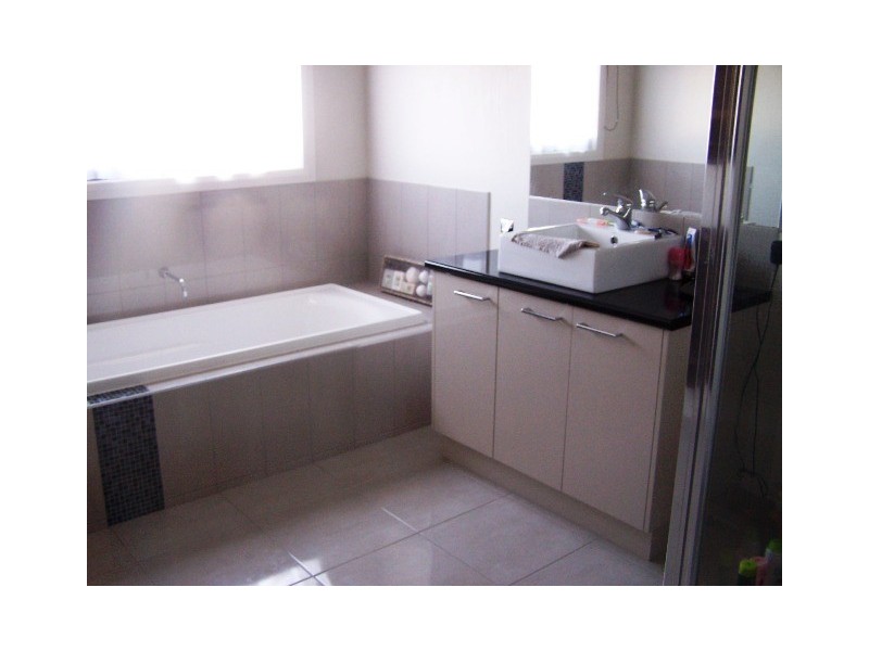 44 Cilmery Crescent, Woodford VIC 3281