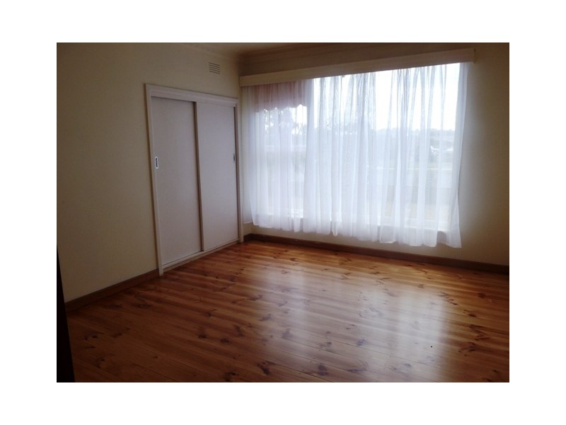 11 Hopkins Point Road, Warrnambool VIC 3280