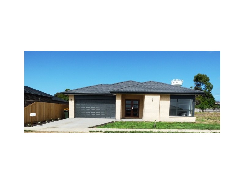 83 Boston Drive, Warrnambool VIC 3280