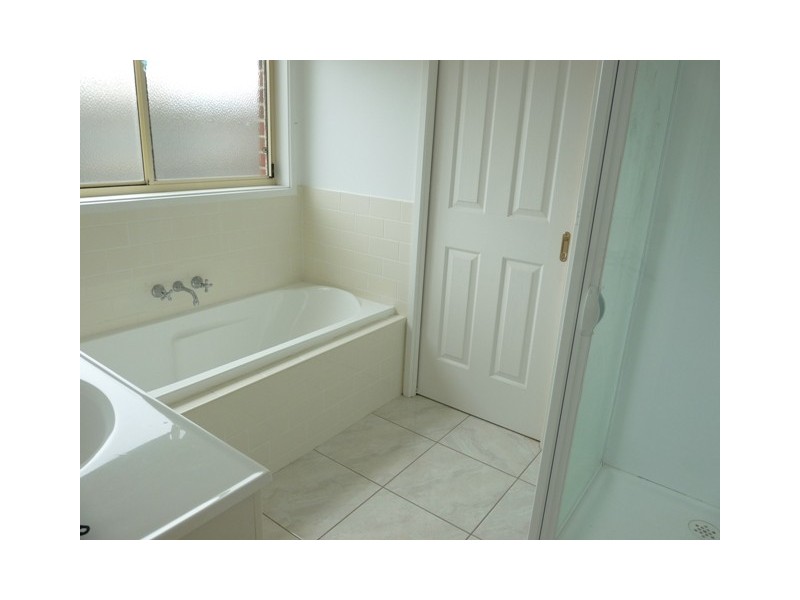 2/13 Golden Spring Court, Warrnambool VIC 3280